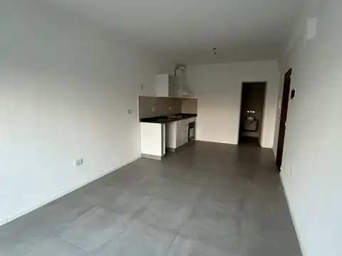 Departamento en Alquiler en El Palomar, $ 450.000