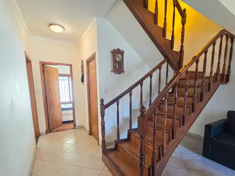 Perez Bulnes y William Morris, Punta Mogotes a 400 mtros de la costa.