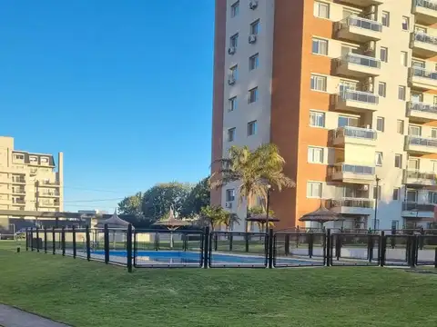 DEPARTAMENTO 4 AMBIENTES EN TORRES DE BERNAL.