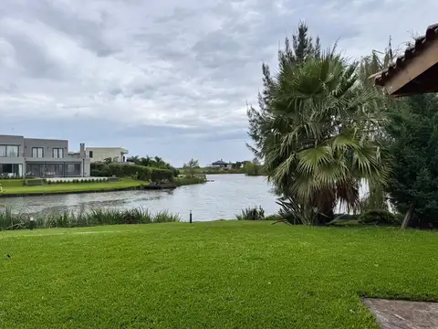 Casa  en Venta en El Cantón Islas, El Cantón, Escobar