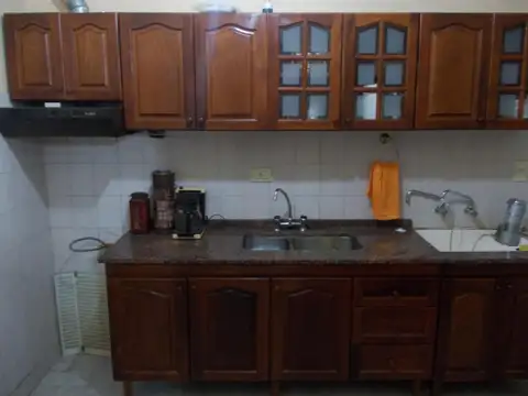 Depto Tipo Casa en Alquiler de 2 dormitorios