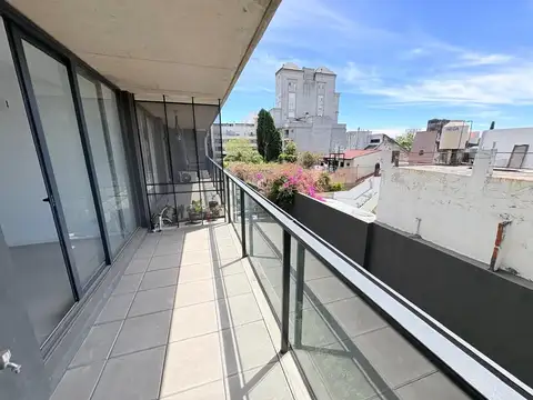 HERMOSO 2 AMB. CFTE C/ BALCON -  FULL AMENITIES