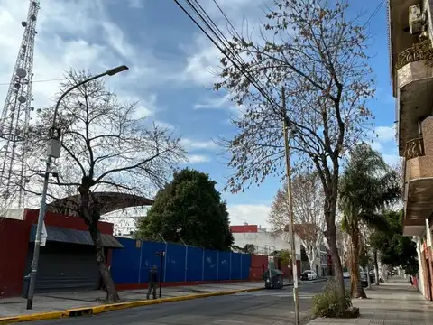 Galpon en Venta en Mataderos, USD 3.750.000