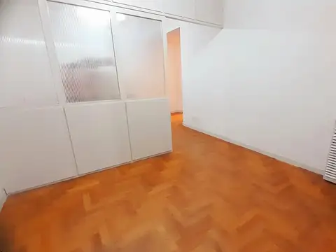 Oficina 3 ambientes con 1 baño