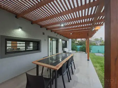 Casa en Venta en Parque Sakura, USD 175.000