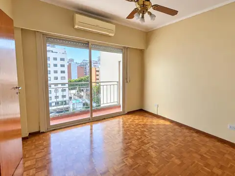 Venta Departamento dos ambientes a refaccionar