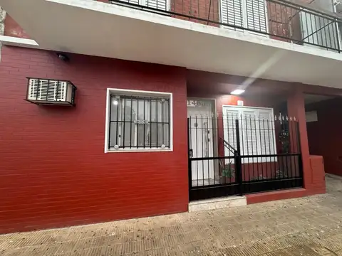 Rivadavia 14657 , Piso PB