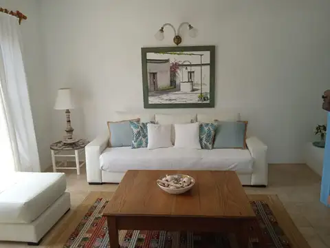 Casa en Alquiler Temporal en La Barra, $ 8.000