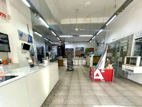 Avenida San Martín 1900, Piso PB