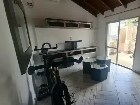 Depto Tipo Casa 3 ambientes con 1 baño