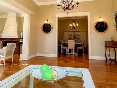 CASA VENTA 6 AMBIENTES BARRIO INGLÉS TEMPERLEY