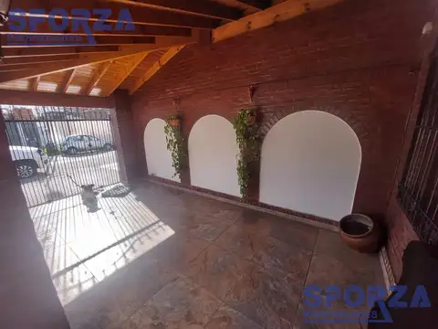 Depto Tipo Casa en Venta en San Miguel, USD 180.000