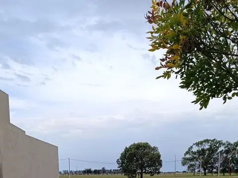 TERRENO EN VENTA A 4 CUADRAS DEL CENTRO