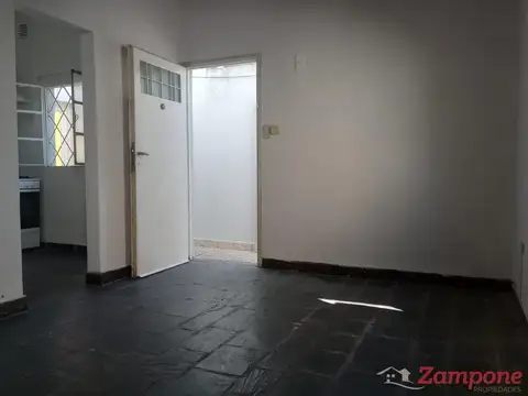 Depto Tipo Casa en Venta en Villa Lynch, USD 36.000