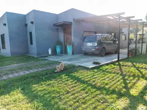 Venta casa 4 ambientes con pileta en barrio Tipas Blancas - Yei Porá ANTICIPO Y CUOTAS