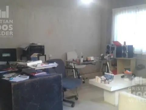 Galpon en Venta 30  mts Fondo