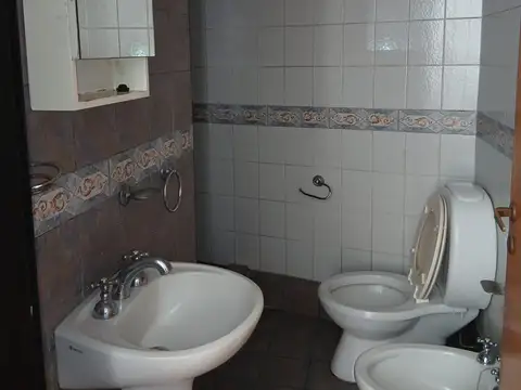 Depto Tipo Casa en Venta en República De La Sexta, USD 69.000