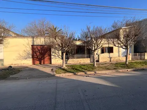 CASA - 3 AMBIENTES - MERLO