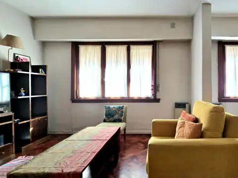 Depto Tipo Casa en Venta 60 años