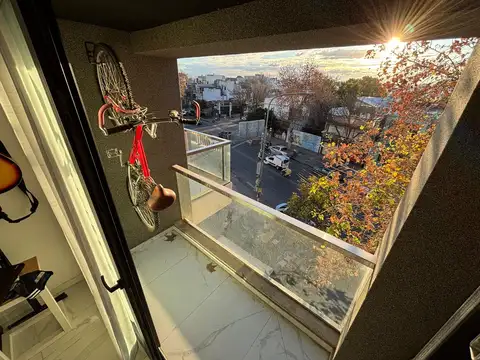 Avenida Emilio Castro 7400, Piso 2