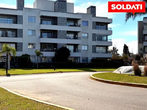 Departamento en Alquiler con 1 cocheras