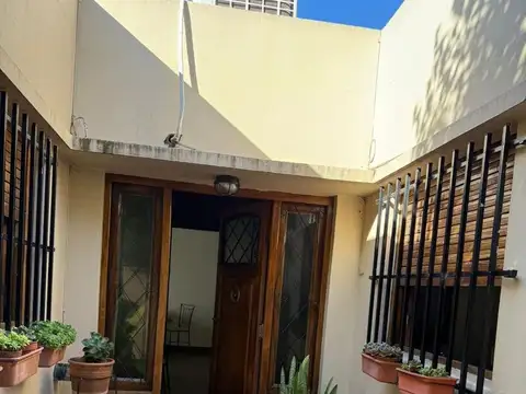 PH en venta - 2 Dormitorios 1 Baño - Morón