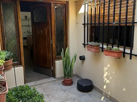 Depto Tipo Casa en Venta en Morón, USD 79.000