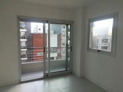 2 ambientes con cochera en alquiler en Banfield