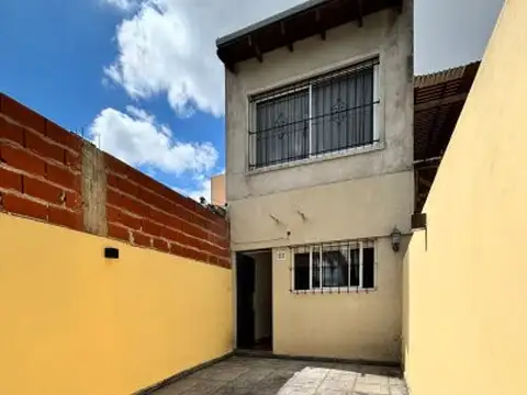 Avelino palacios 2848 , Piso 0