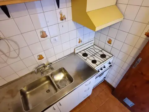 Departamento en Alquiler en Caseros, $ 400.000