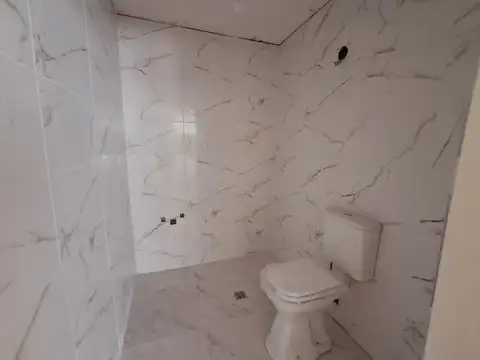 Local en Venta en Mataderos, USD 320.000