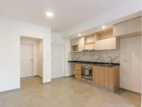 Castro Barros 1000 , Piso 9