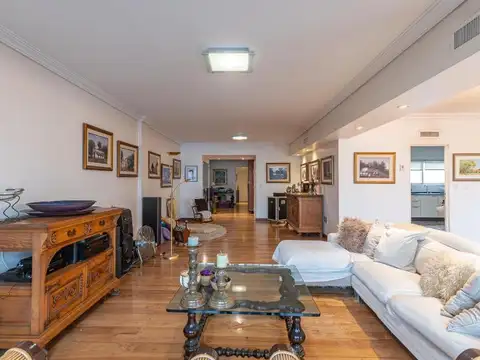 Departamento en Venta con 2 cocheras