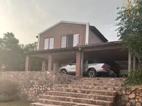 Casa en Venta en Rio Ceballos, USD 115.000