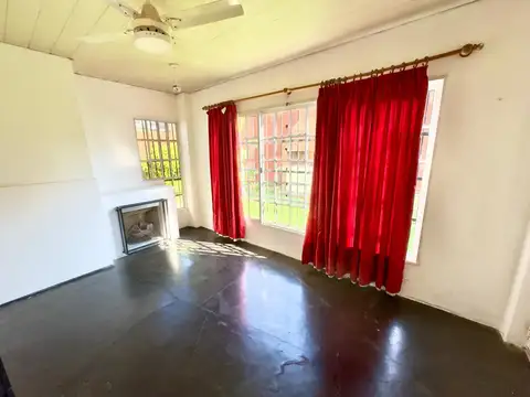 Casa en Venta en Barrio Granadero Baigorria, USD 120.000