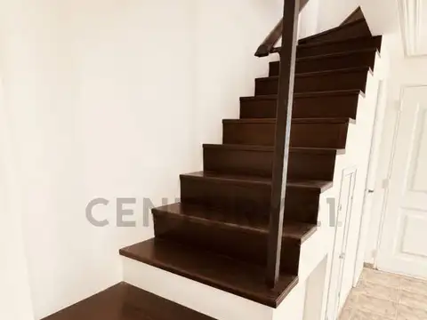 Casa en Alquiler en Coronel Dorrego, $ 650.000