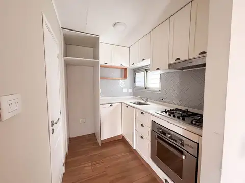 Avenida Montevideo entre 39 y 66 3900