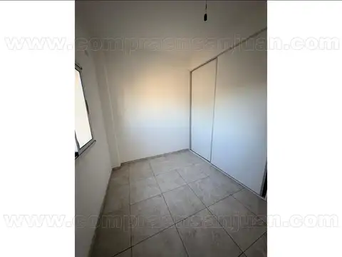 Departamento en Alquiler en Barrio Rawson, $ 480.000