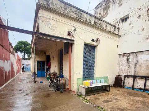 Casa en Venta en Villa Luro, USD 190.000