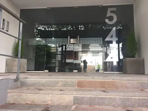 3 ambientes con cochera y patio a estrenar excelente invercion!