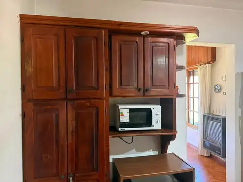 Alquiler anual – Casa 4 ambientes en Club de Campo La Martona