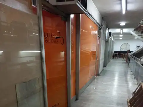 Local en Venta 40 años