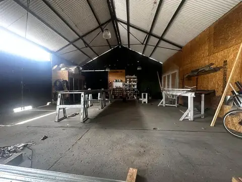 Galpon en Venta en Ensenada, USD 250.000