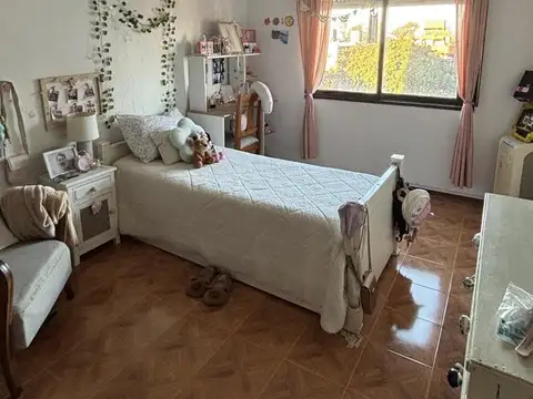 Departamento 5 ambientes con 1 baño