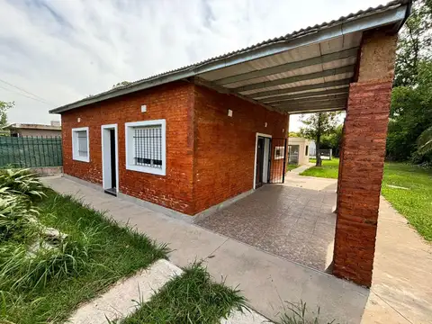 Casa dos dormitorios con pileta - Los pinos