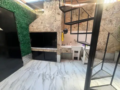 Depto Tipo Casa en Venta de 2 dormitorios