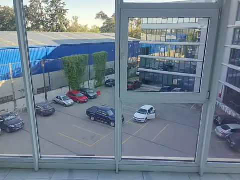 Oficina en Alquiler en La Reja, USD 650