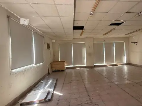 Local en Venta 34 años