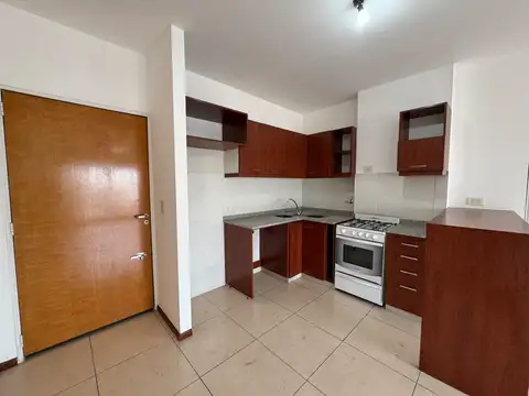 Departamento en Alquiler en Mataderos, $ 550.000