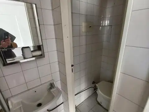 ALQUILER OFICINA 1 AMBIENTE .AV PUEYRREDON AL 400